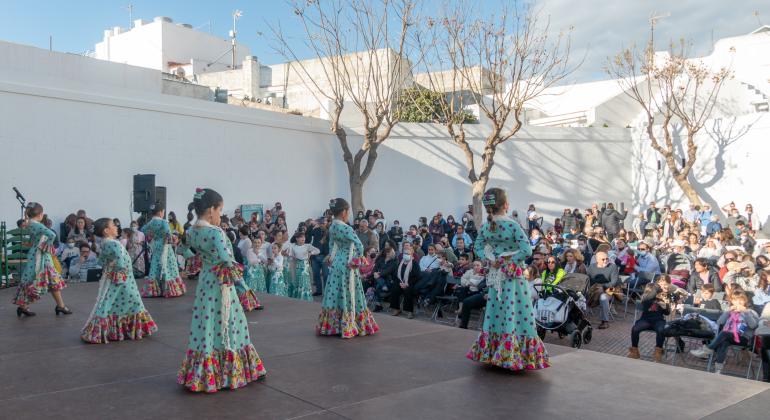 Festival De Bailes Por Tanguillos De Cádiz