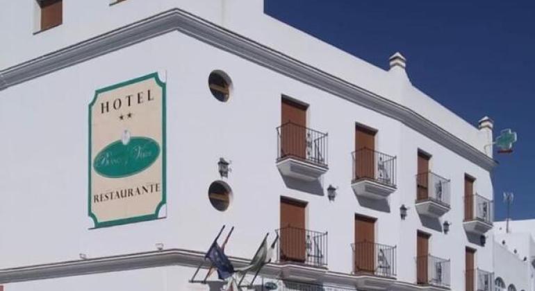 Fachada Hotel Restaurante Blanco y Verde - Fuente internet