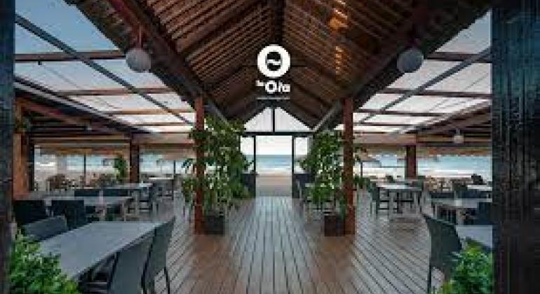 Restaurante La Ola Conil interior - Fuente web empresa