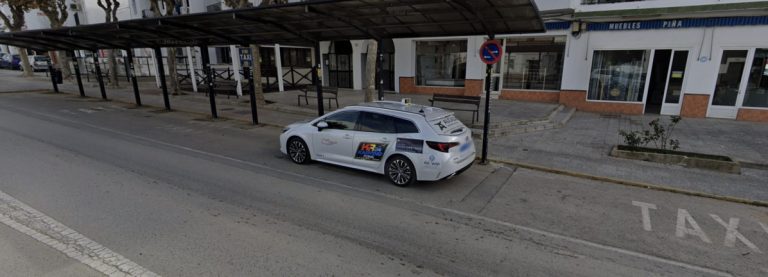 Parada de Taxis Calle Carretera
